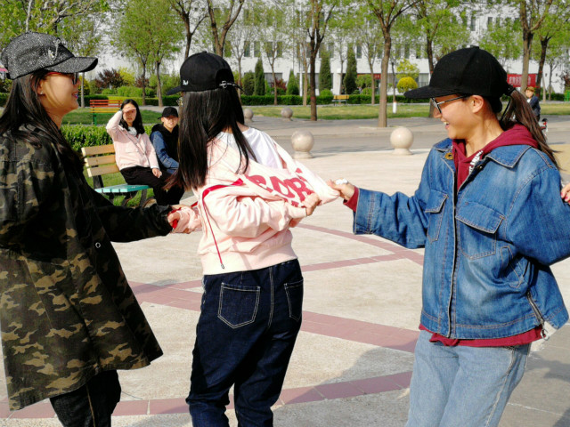 【完满班级】在这里与你来一场体育竞技赛——淬炼商学院九月完满班级主题活动（三十五）