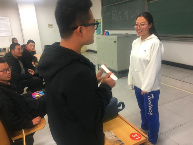 【主题团日】开启团日之路 学习两会精神——智能工程学院18级完满班级活动集锦（七十八）