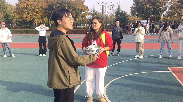 学长计划第1111期:生命因运动精彩 梦想因运动灿烂——商务英语学院第167期学长计划之“奋楫笃行”