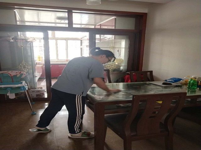 【完满班级】我帮父母做家务——食品与环境学院生技1801班完满班级活动