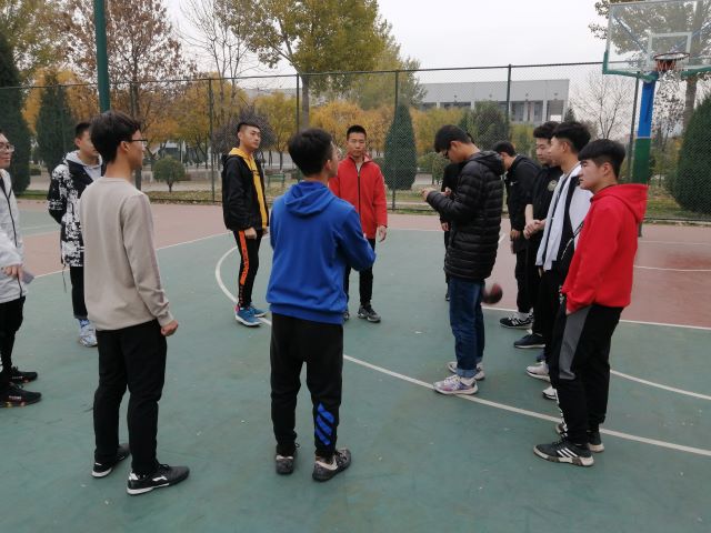 【完满班级】挥洒汗水的篮球场——大数据学院、信息工程学院2019级完满班级活动