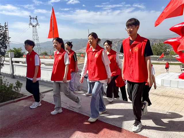 【三下乡】追溯红色记忆 探寻民兵峥嵘岁月——“寻源溯流·青春助航”调研寻访团