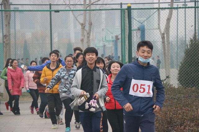 第二届“阳光杯”冬季长跑完美落幕