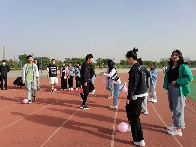 【完满班级】展青春活力 圆中国梦想——经济与管理学院五月完满班级纪实(二)