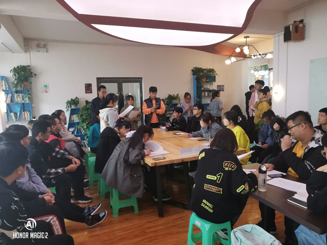 大数据学院、信息工程学院第八届思维大爆炸“脱口秀”辩论赛决赛