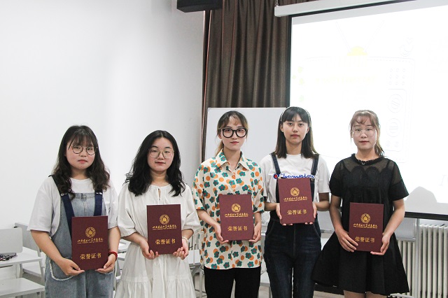 【缤纷百团】指尖流淌美好 追忆童年经典