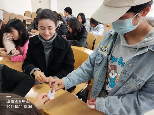 【完满班级】绘风貌 聚精神——食品与环境学院动医2102班完满活动