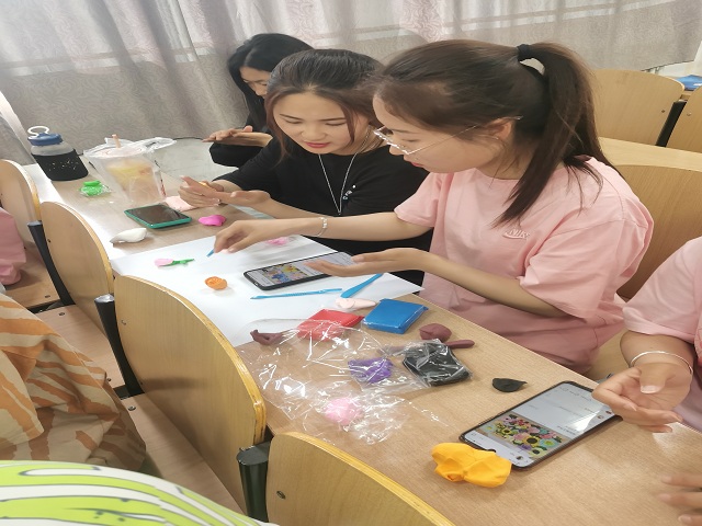 【完满班级】传承手工艺术 放飞指尖梦想——食品与环境学院园林2002班完满班级活动