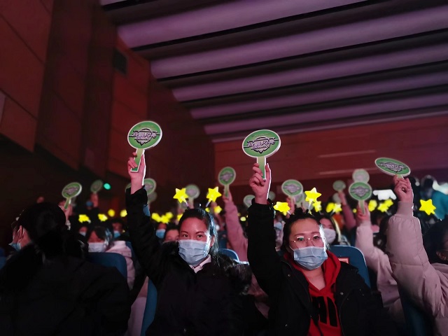 【达人秀】齐聚达人盛典 狂欢之夜见证“年度达人”诞生