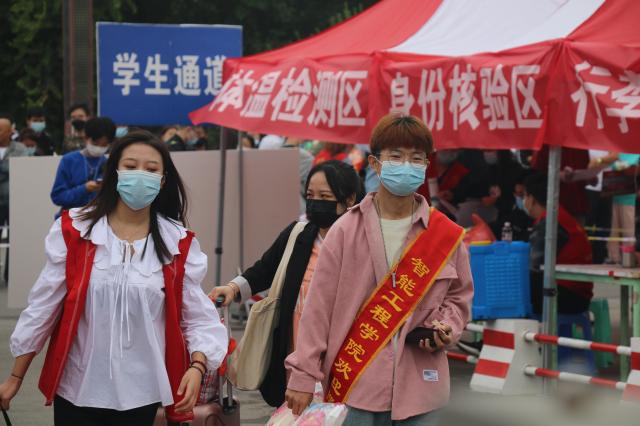 【迎新纪实】与你相约 智院的新里程碑——智能工程学院2021级迎新