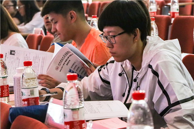 盛夏时节 最是信院星动时——2016-2017学年“信息之星”评审答辩大会落下帷幕