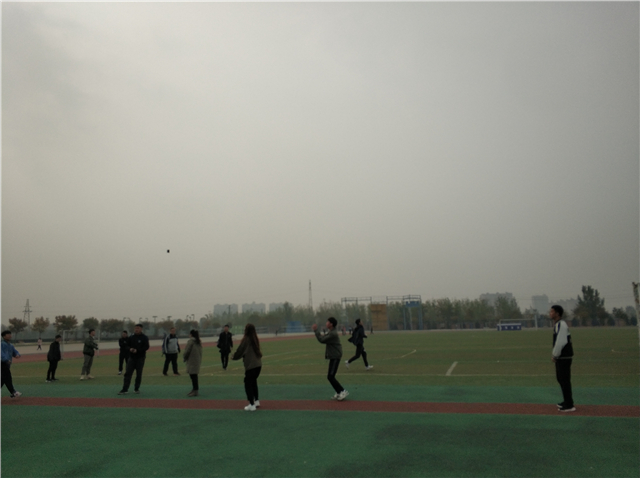 【完满班级】勇迎寒风 享受运动——淬炼商学院十月完满班级主题活动（四十五）