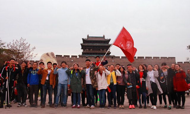 闪光的信院第181期：活成自己想要的模样——黄鹏强