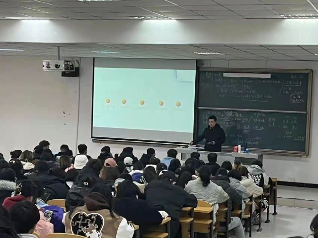 【辅导员说完满】从EDG到EDA新时代大学生的群体肖像——艺术传媒学院环境设计21级、数字媒体艺术2101班辅导员说完满