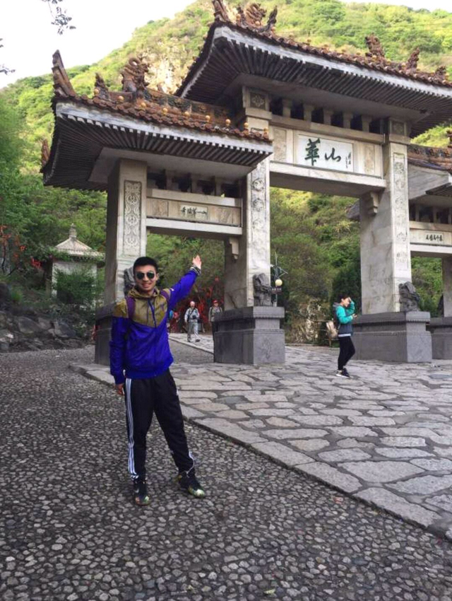 永不言弃的超人男神——对话艺术传媒系铁人三冠王王然浩