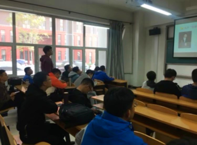 【主题团日】学习“四个会议”精神——电气1803班举办团日活动