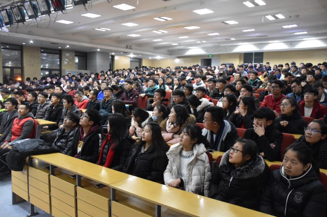 【辅导员说完满】我与“公益服务”这仨月