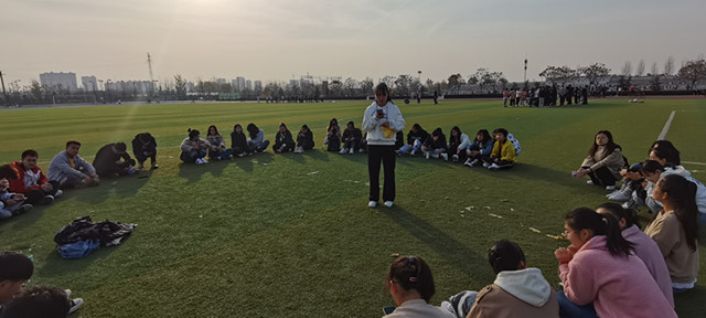 【完满班级】运动无极限 青春需激昂——淬炼商学院基层班级开展趣味运动完满班级系列活动