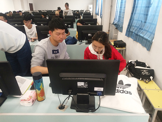 【完满班级】安卓设计大赛——大数据学院、信息工程学院物联网1701班完满活动