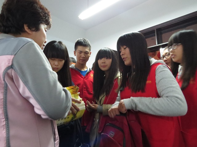 市民课堂第60期:我院青年志愿者踏雨走进太谷县第二幼儿园