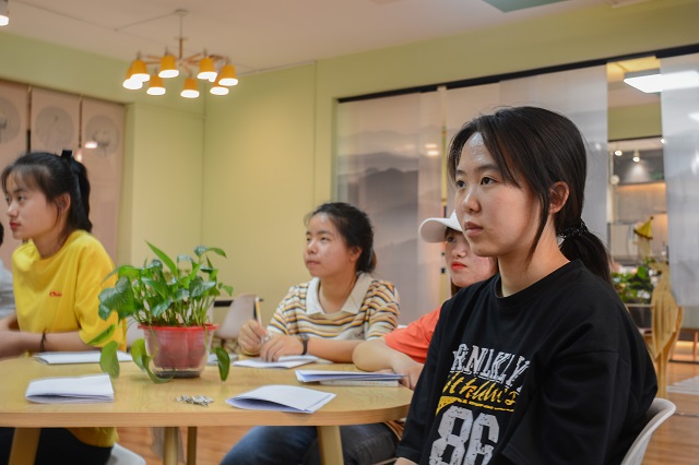 掌握品牌传播奥义 锻造新商科营销人才——青藤书院举办“院长下午茶”系列活动第13期