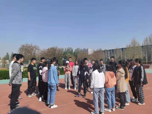 【完满班级】趣味运动 魅力青春——大数据学院、信息工程学院计科2003班举办完满班级活动