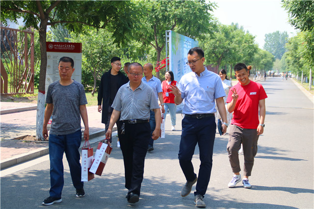 【1+1>2】“童声同色”——推普计划第二批实践基地揭牌仪式顺利举行