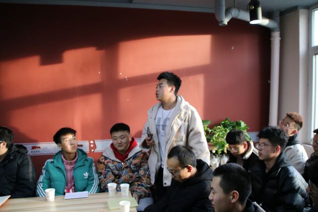 展望未来 坚定理想信念——智能工程学院院长座谈会