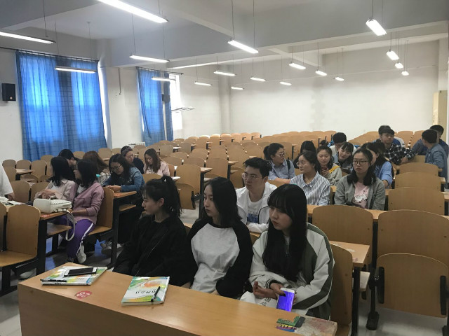 【完满班级】心系母亲 歌颂母爱——淬炼商学院五月完满班级主题活动（二十）