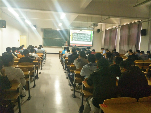 【辅导员说完满】就业维权意识 为你撑起法律的蓝天——智能工程学院举办辅导员说完满活动