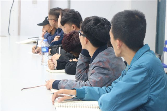 记学生体育联合会期中总结会