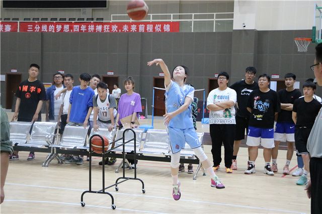 第十三届“至强杯”女子篮球联赛圆满落幕