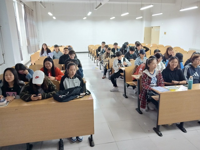 【完满班级】为青春发声 凝聚班级魂——动画1701“筑班级智慧 展青春活力”完满班级活动