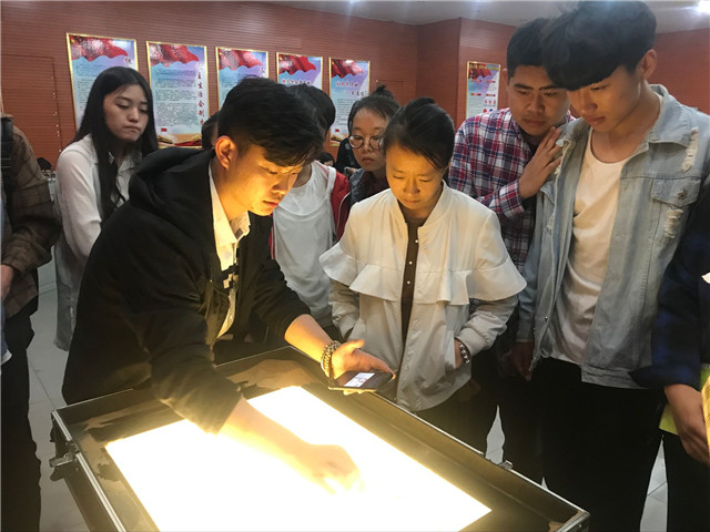 弘扬国粹 传承经典——艺术传媒学院举办首届“寻找国粹之本”历史制作活动