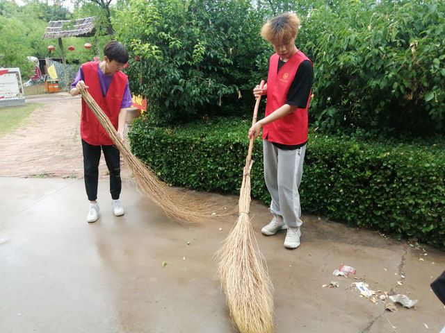 【三下乡】共守环保心 同绘蓝天图——大数据学院、信息工程学院“乡村振兴·青年先行”实践团暑期社会实践纪实(三)