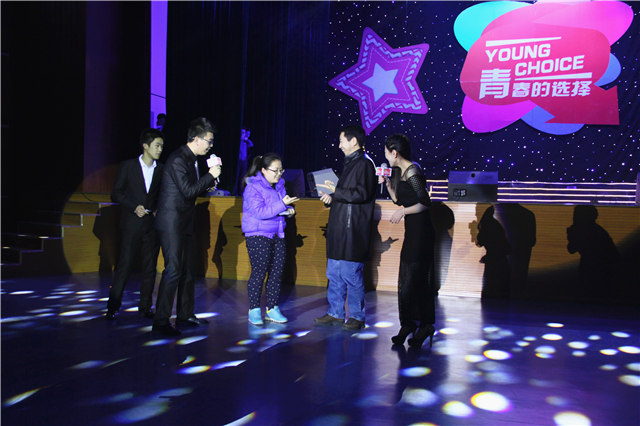 【信院力量】第26期乌马河周末文化广场之“青春的选择”圆满落幕