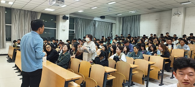 【辅导员说完满】完满理念解读 完满生活相伴——食品与环境学院2023级辅导员说完满活动