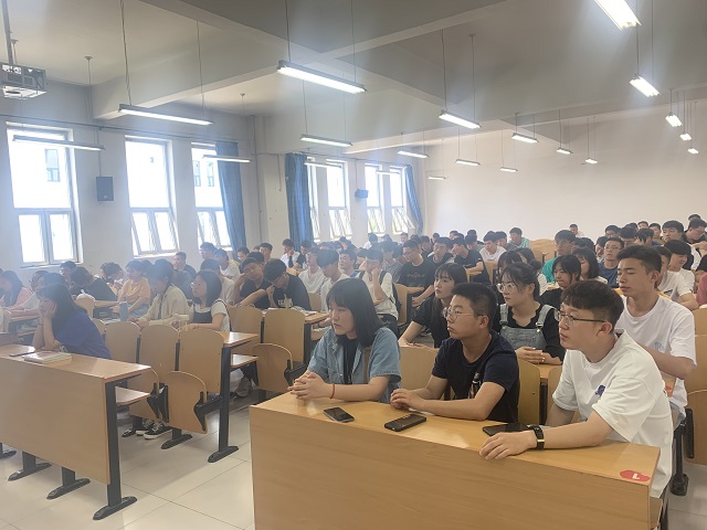 【辅导员说完满】大学生诚信教育——大数据学院、信息工程学院诚信考试主题班会