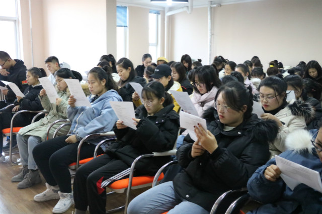 学长计划第701期:乘扶摇劈浪 踏黄沙潜海——外语系第105期学长计划之教师导航