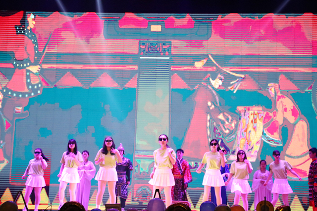 燃烧青春 释放青春——智能工程学院2021元旦晚会