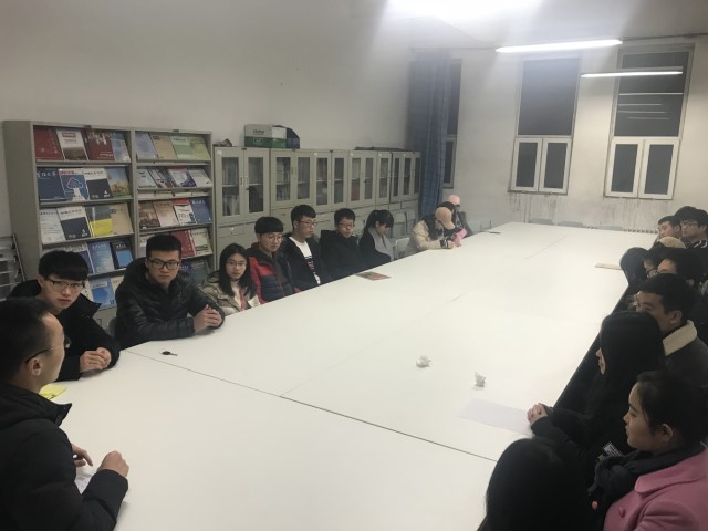 【辅导员说完满】细心 耐心 筑成功之路——经济管理系2014级举办辅导员说完满活动