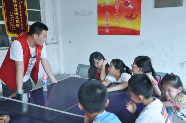 【三下乡】看我们三打“成精瓶妖”—— “信鸽”志愿者服务队与郭家堡村的那些事儿