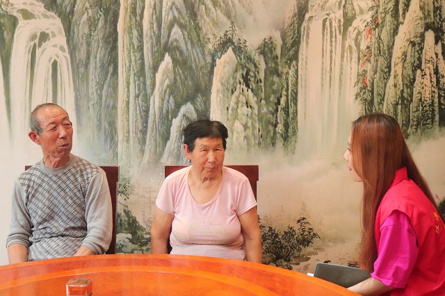 韶华依旧 相伴流年——经济与管理学院“重拾旧时光 定格婚纱梦”圆梦计划活动第八期