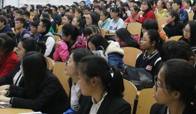 情如酒浓,不想说再见——机电工程系举办2013级主题年级会