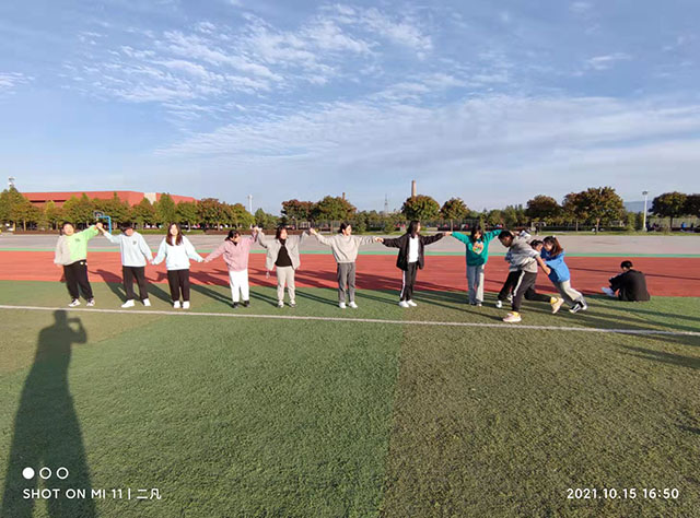 【完满班级】激情相约 快乐趣味运动比赛——大数据学院、信息工程学院数字2103班完满班级活动