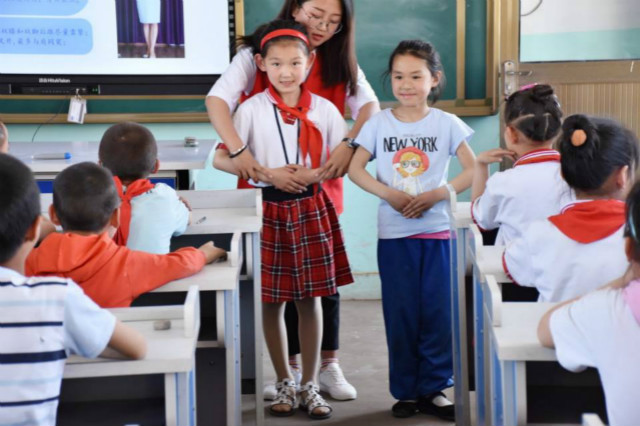 【暑期社会实践】捧着一颗心 倾注满腔情