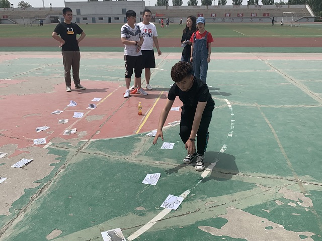 回忆童年 致敬青春——艺术传媒学院“拾起回忆 乐趣非遗”趣味童年回味无限游艺大赛