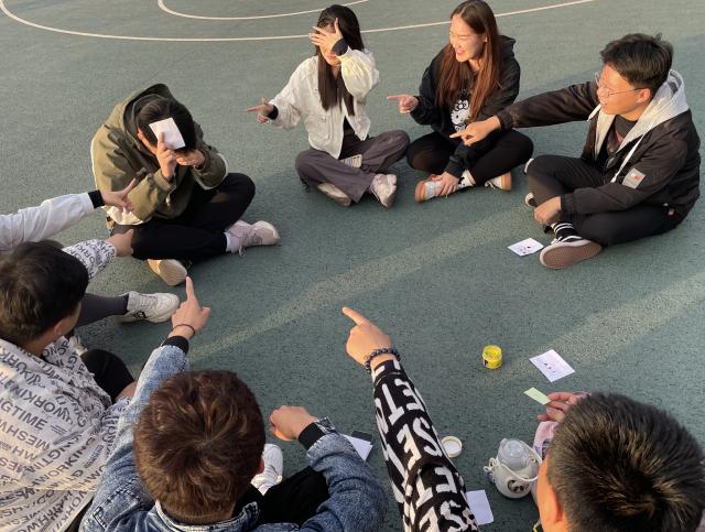 【完满团支部】燃青春之火 破隔阂之冰——经济与管理学院物流2302班完满团支部活动