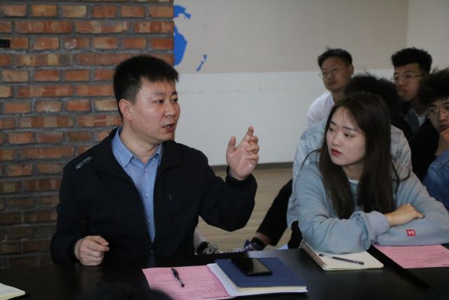 拓宽融合思路 提升基层联动——智能工程学院第一期学生会、基层班级联席会议