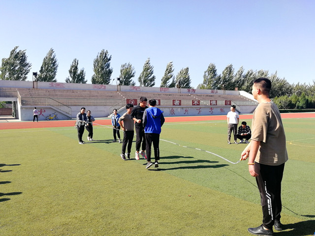 【完满班级】电气健儿志气高 我言秋日胜春朝——电气1701班“青春有你，绳牵你我”完满班级活动